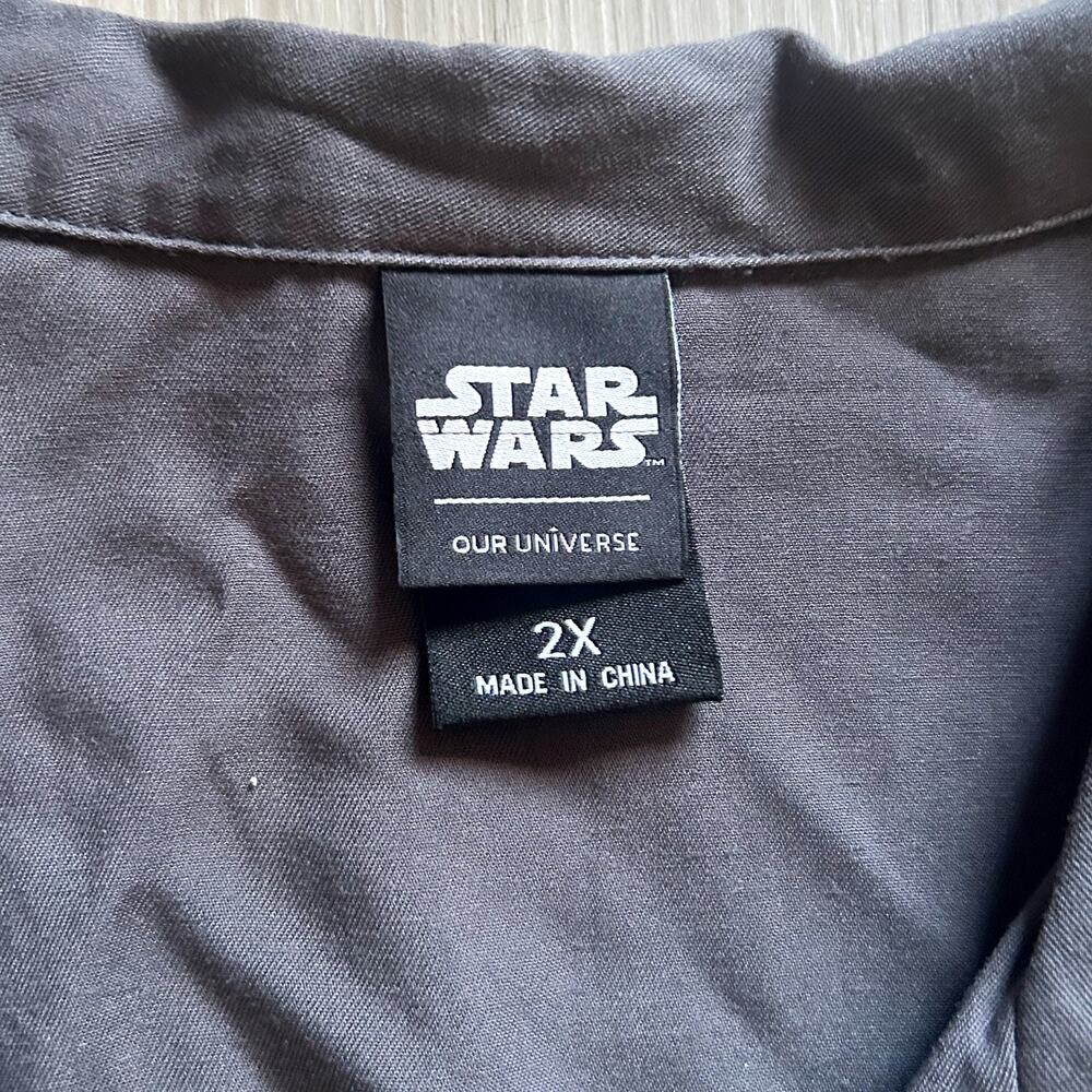 Star Wars Dark Side Floral Button-Up Men’s Gray Our Universe Embroidery Sz 2X - Picture 3 of 8